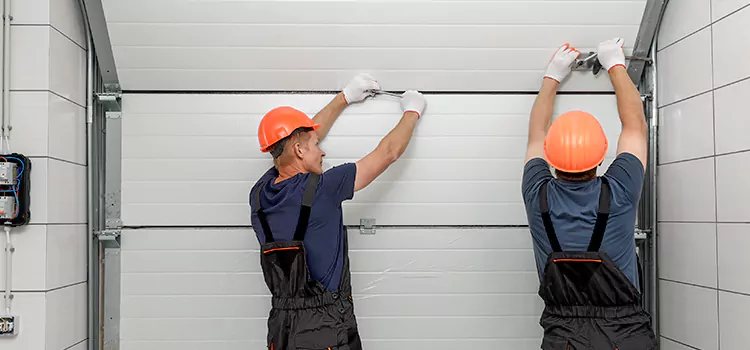 Choose Us for Your Garage Door Needs in North Lynnwood